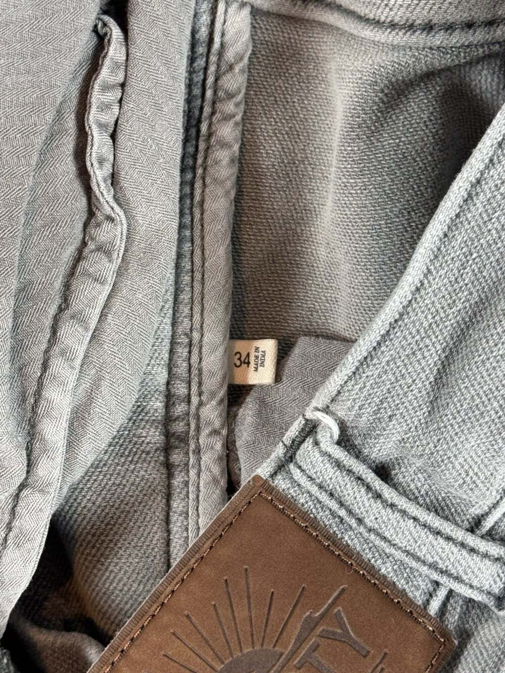 Faherty Gray Denim Jeans Light Wash Cotton Blend Y2K Jean Pants Size 34 - Picture 8 of 10
